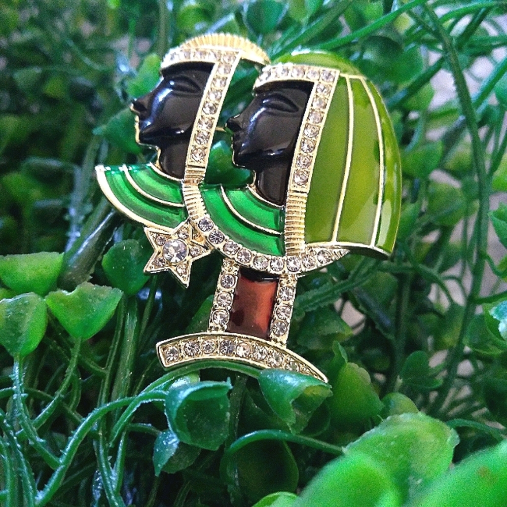 Egypt theme pin